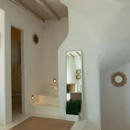 Lydia 4 Bed With Pool In Psarrou Ag Lazaros