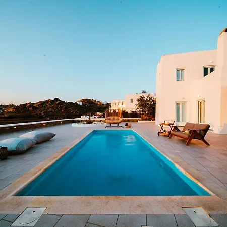 Lydia 4 Bed With Pool In Psarrou Ag Lazaros Villa *